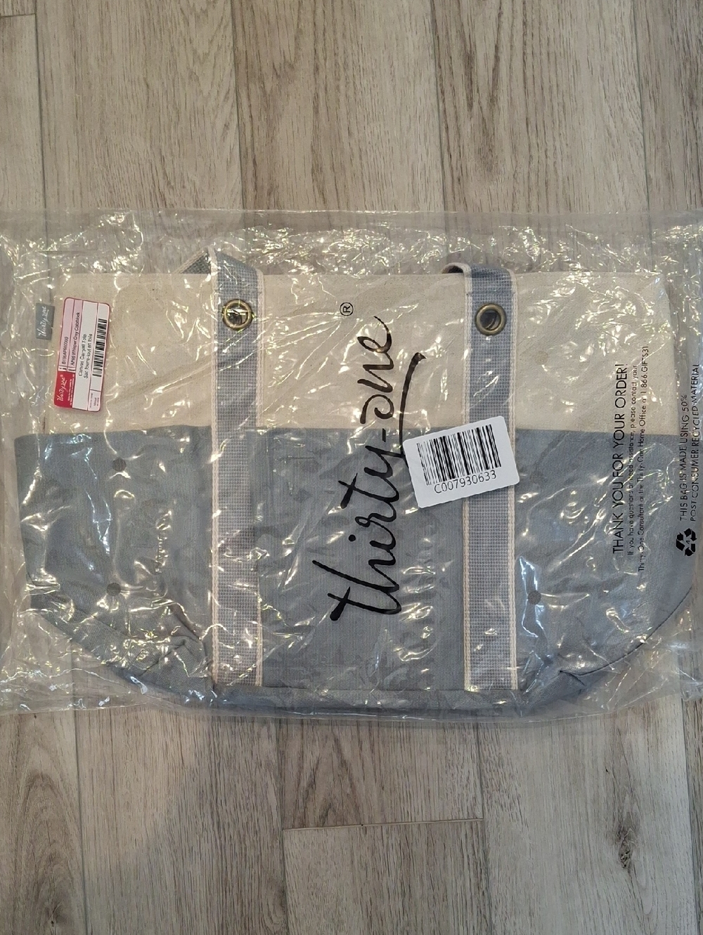 thirty-one Two-Tone Canvas Carryall Tote in Cream and Light Gray with Logo